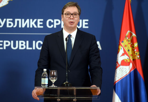 Вучић:  Учинићу све да спречим ратни сукоб, без понижења Србије; Симбол политике опозиције су вешала, моје - будућност наше земље